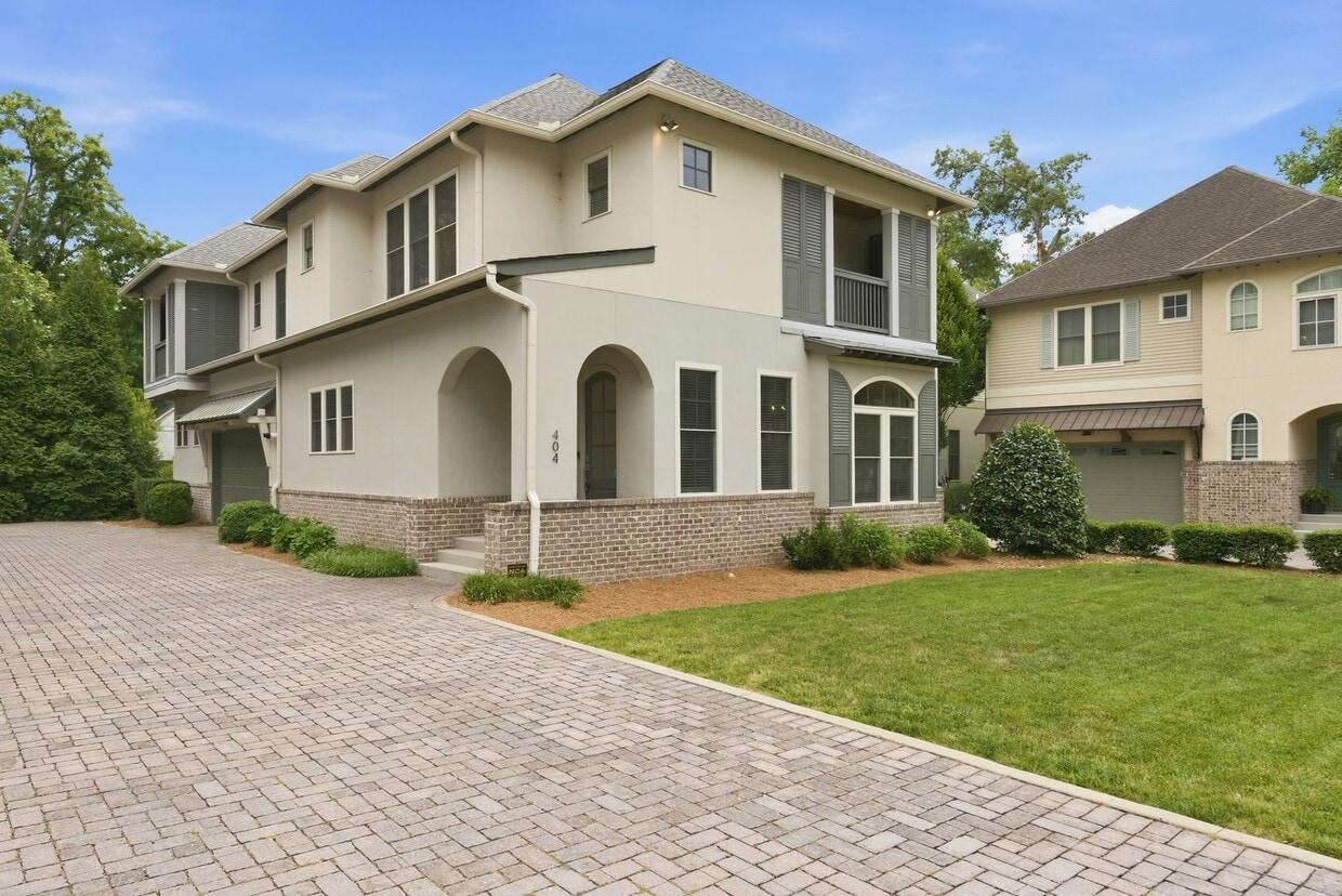 Family Friendly Luxury Home - Family Friendly Luxury Home