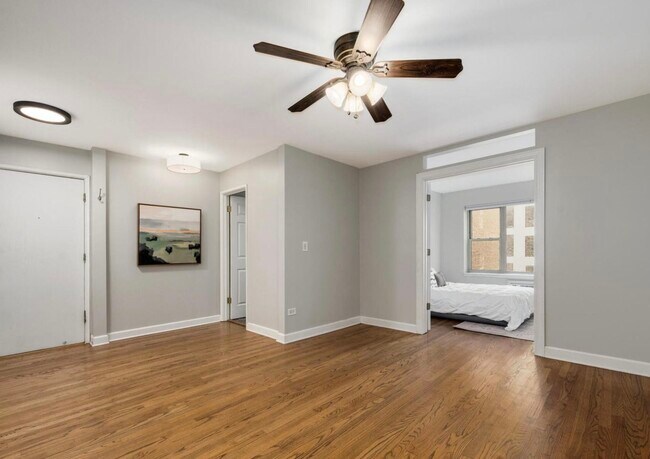 Foto del edificio - 420 W Aldine Ave