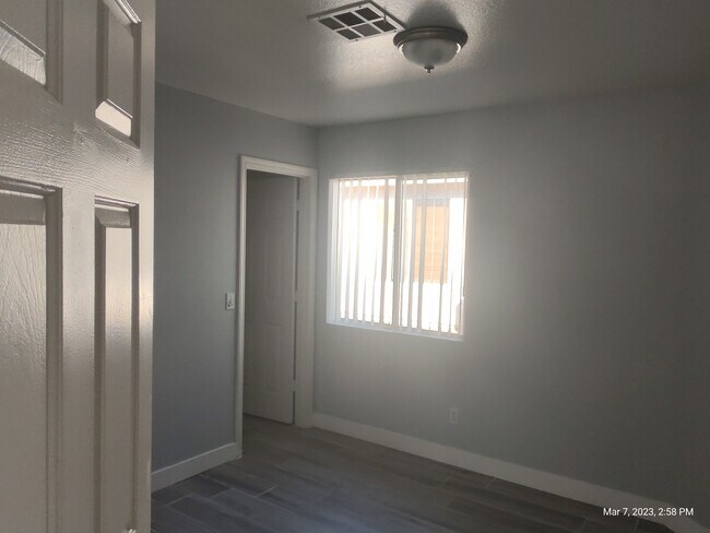 Foto del edificio - 8261 Gulfstar Ln