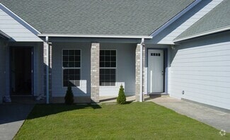 Building Photo - 203-205 Rolling Hills Rd