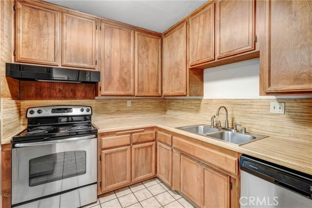 Building Photo - 8204 Klusman Ave