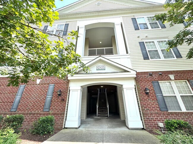 Building Photo - 42435 Hollyhock Terrace