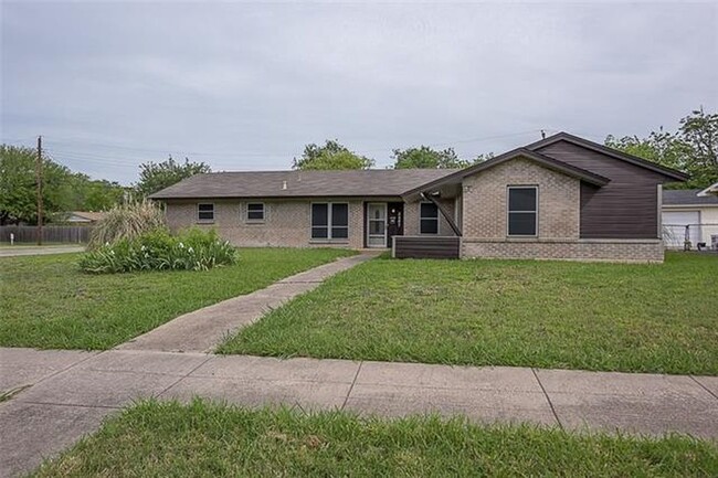 Foto del edificio - ARNS  remodeled 4 bedroom 2 bathroom