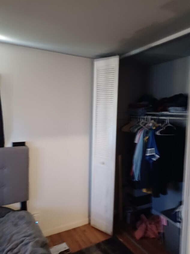 Foto principal - 2440 Mcalpin Ter