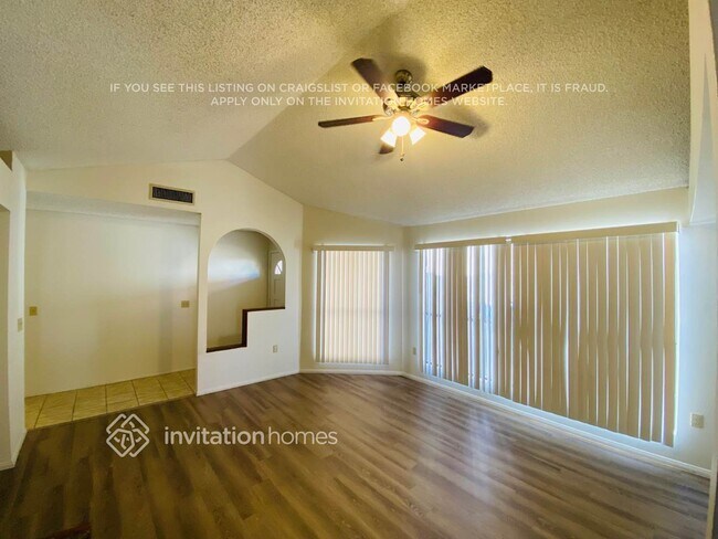Foto del edificio - 1545 E Laurel Ave