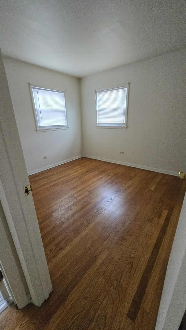 Building Photo - 9458 Glenlake Ave