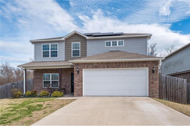 Building Photo - 6601 SW Chestnut Hill Rd