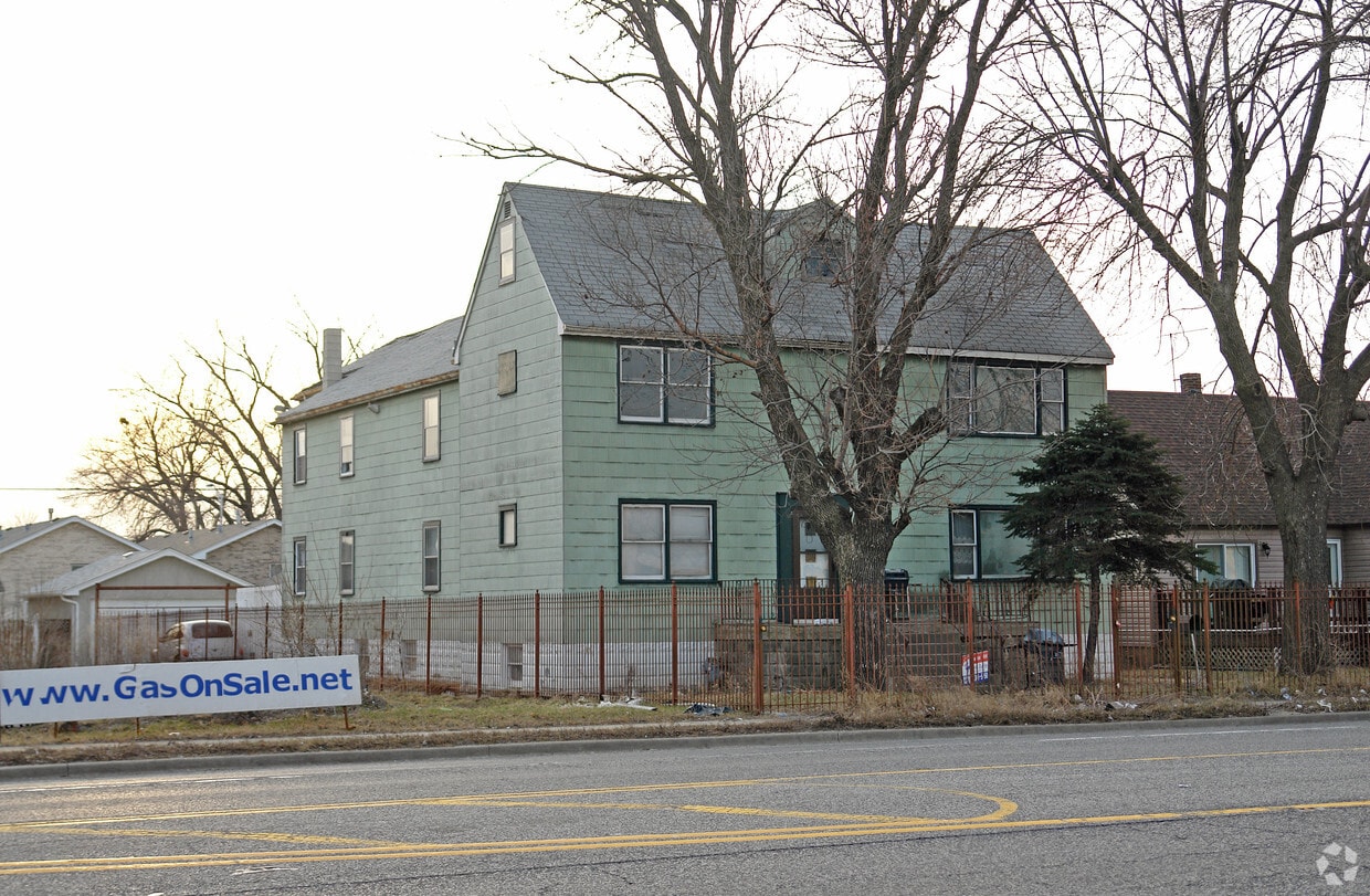 4805 S Central Ave, Stickney, IL 60638 Apartments in Stickney, IL