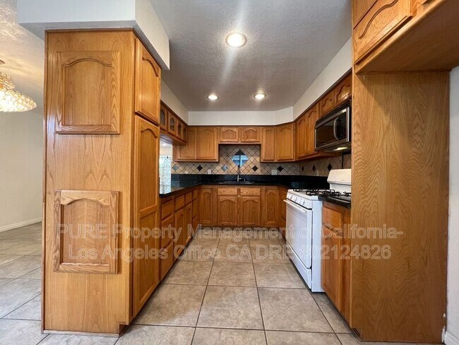 Foto del edificio - 21409 Dolores St