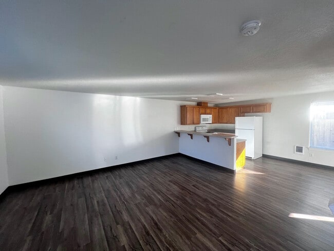 Foto del edificio - 1131 2nd St NW