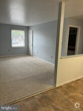 Building Photo - 534 Pangborn Blvd