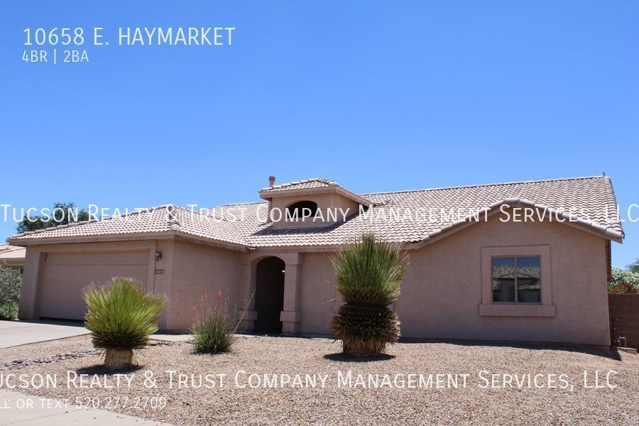 Primary Photo - Welcome to this spacious 4 bedroom, 2 bath...