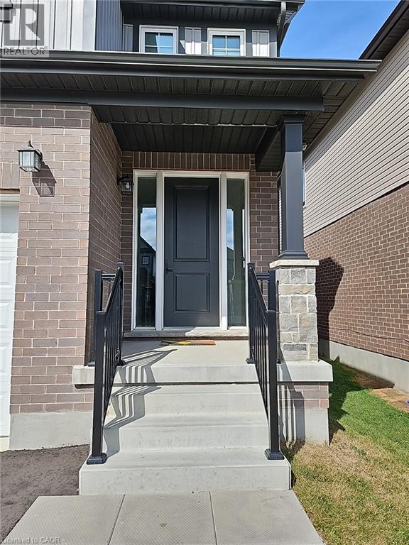 Building Photo - 293 Chokecherry Cres