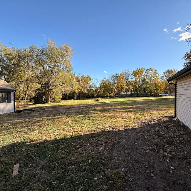 Foto del edificio - 5211 E 141st St