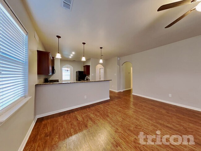 Building Photo - 2048 Cone Flower Dr