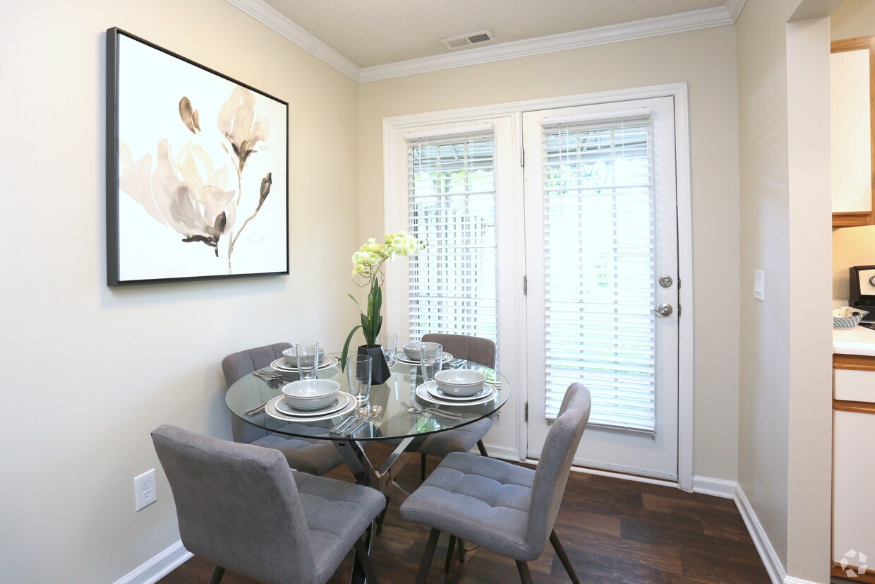 Foto del edificio - 2159 N Fayetteville St
