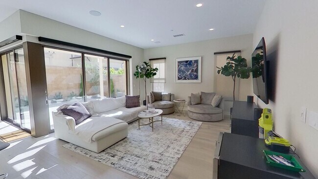 Foto del edificio - 190 Plum Lily