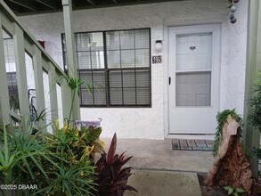 Building Photo - 840 Center Ave