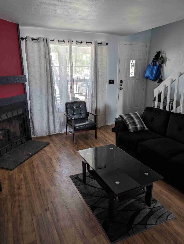 Foto del edificio - 9619 W Chatfield Ave