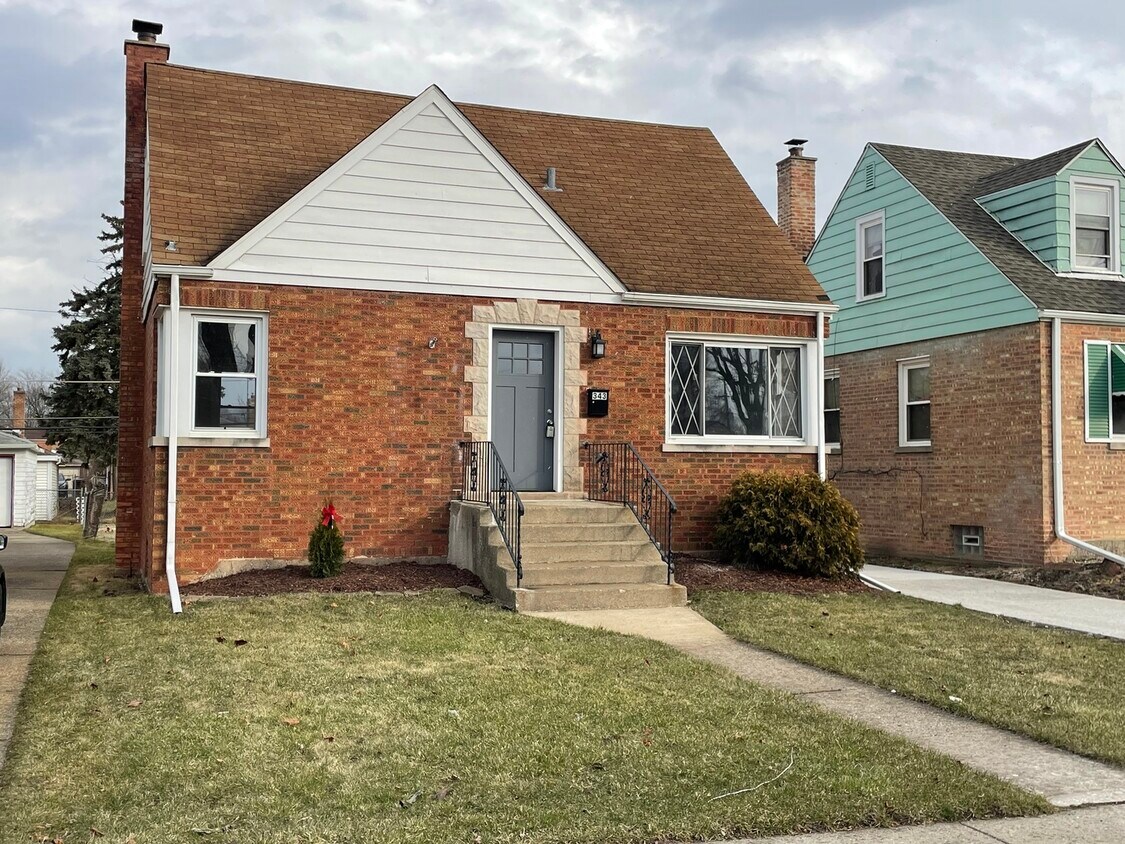 343 Frederick Ave, Bellwood, IL 60104 House Rental in Bellwood, IL