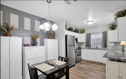 Foto del edificio - 1295 N Ash St