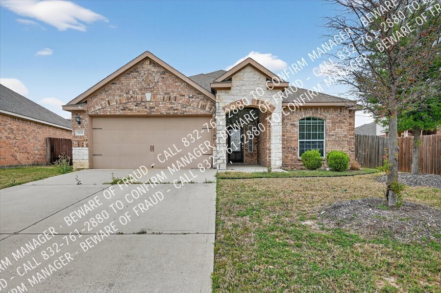 Photo - 2126 Redbud Drive-