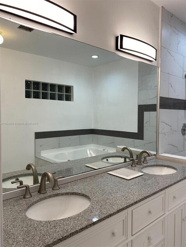Building Photo - 15243 SW 109th St