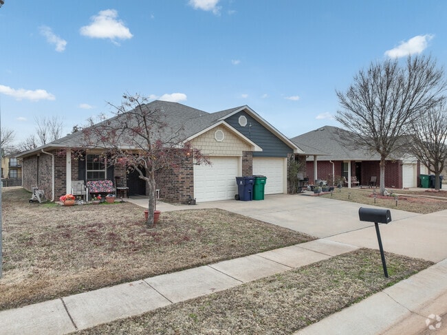 Building Photo - Cross Creek Landing 62+