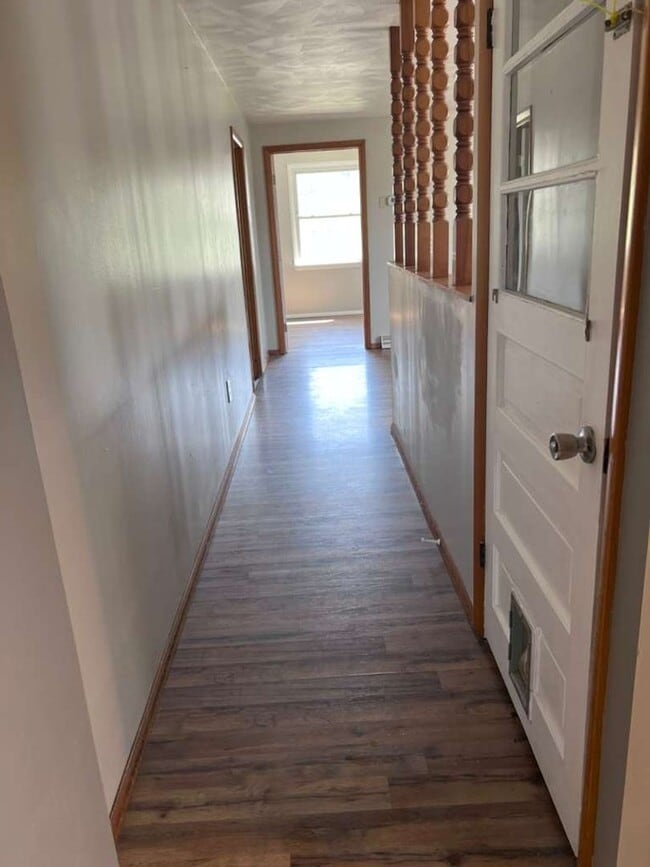 Building Photo - 1024 3rd Ave