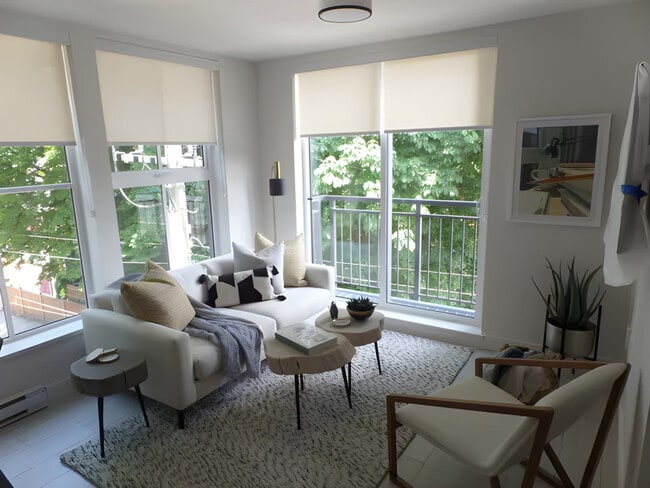 Building Photo - 1716 Napier St