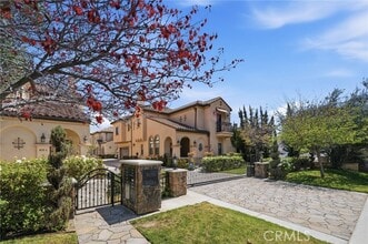 Building Photo - 612 S 2nd Ave