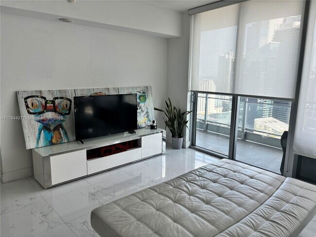 Foto del edificio - 92 SW 3rd St