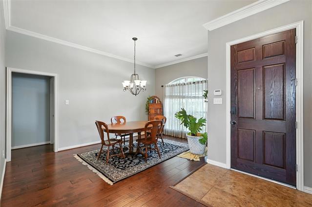 Foto del edificio - 7114 Waterbury Dr