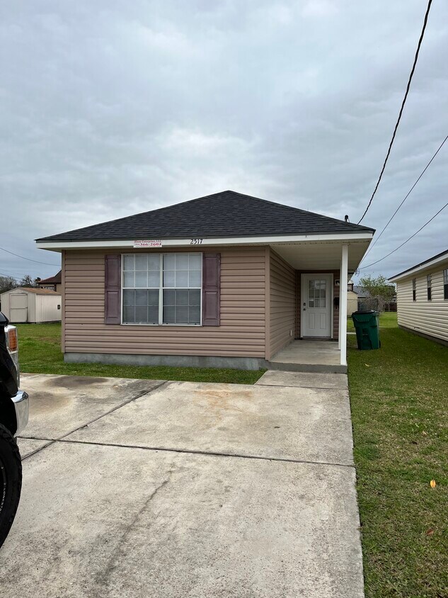2517 Huey P Long Ave, Gretna, LA 70053 House Rental in Gretna, LA