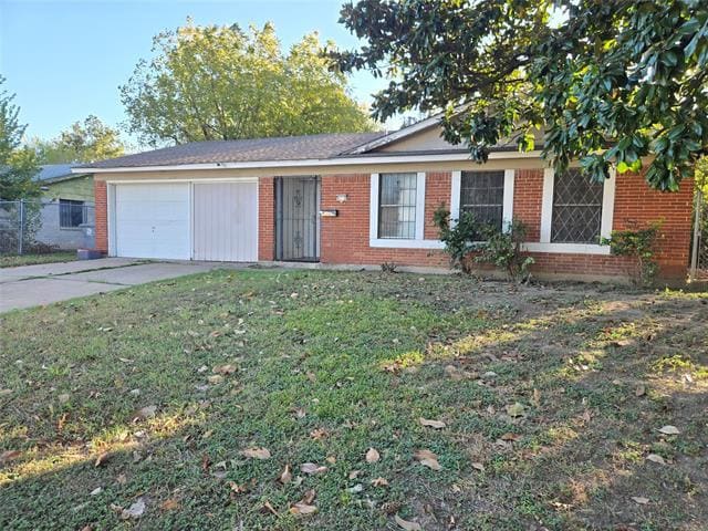 Building Photo - 6108 Lazy River Dr