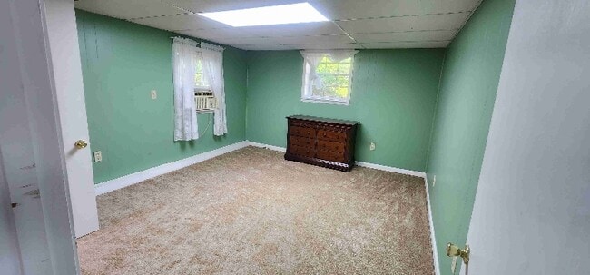 Building Photo - 5010 Lakemont Dr