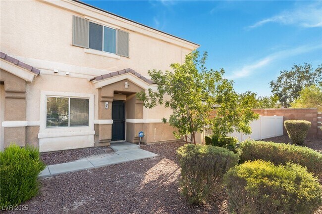 Foto del edificio - 6712 Lavender Lilly Ln