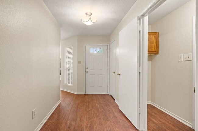 Photo - 961 Indian Blanket Dr House