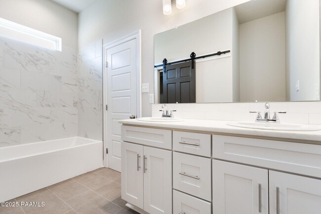 Building Photo - 112 Gadwall Dr