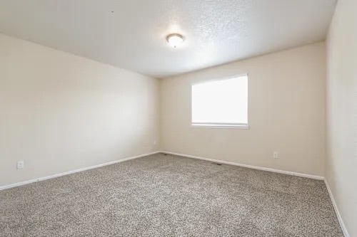Building Photo - 9850 Kenton Cir