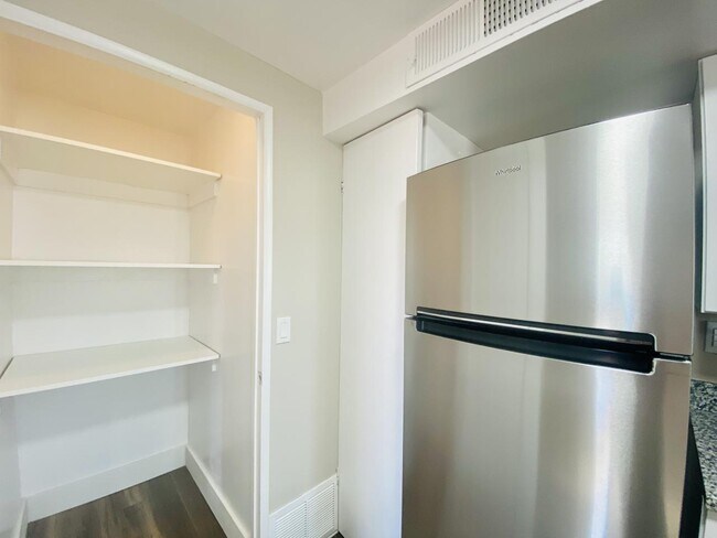 Foto del edificio - 2825 S 103rd Dr