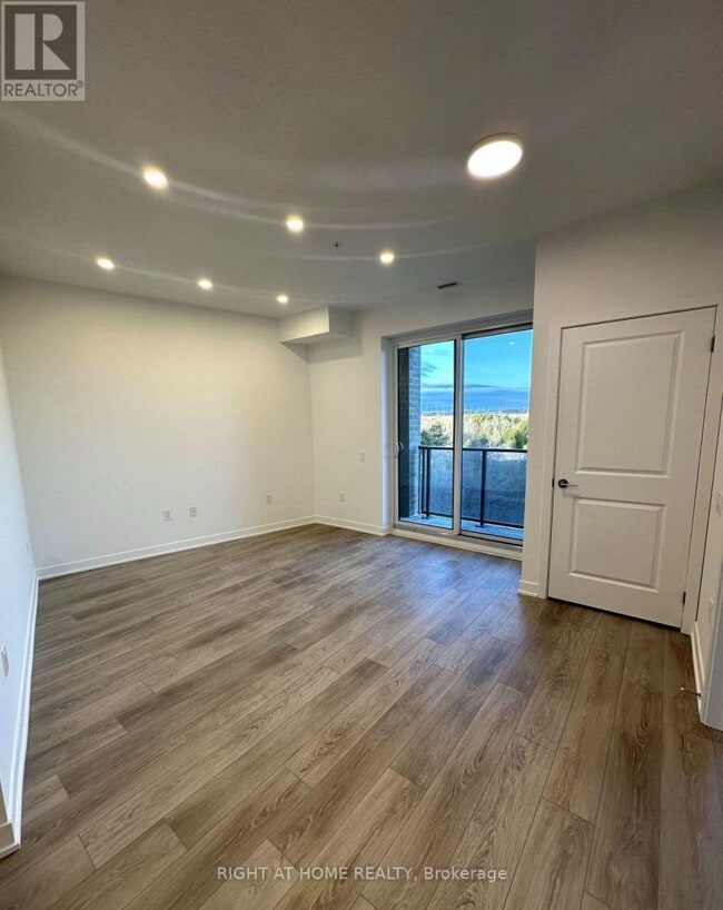 Building Photo - 385 Arctic Red Dr