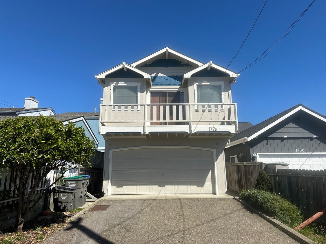 Primary Photo - Great Los Osos home with views