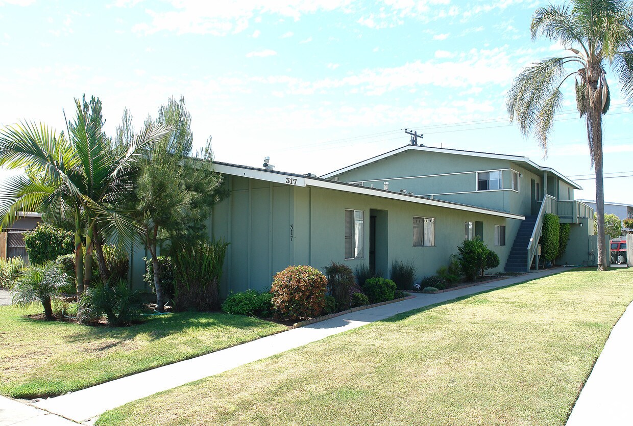 Primary Photo - 317 Cabrillo St