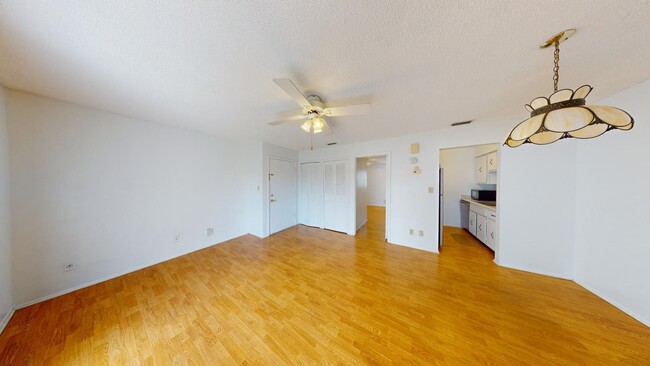 Building Photo - 1 BR/1 BA Condo In Winter Park - Available...