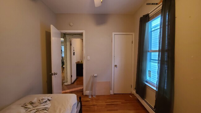 Building Photo - 63 Clifton Pl