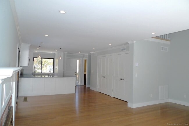 Foto del edificio - 342 Heritage Vlg