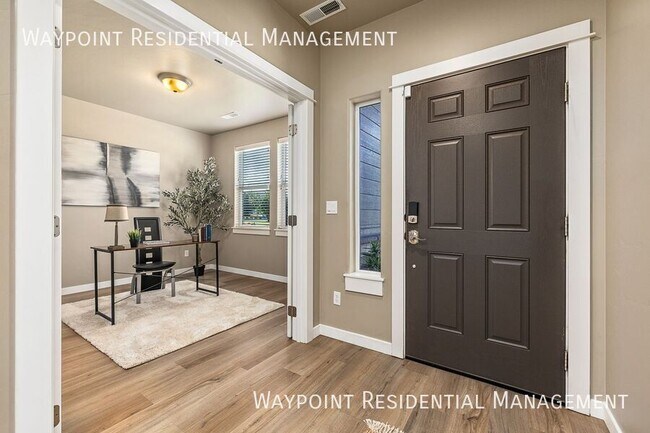 Foto del edificio - 5828 E Clear Ridge St
