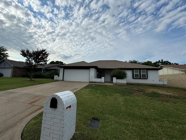Primary Photo - 933 Freestone Dr