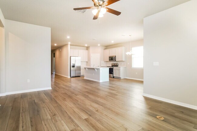 Building Photo - 2260 Crossbow St